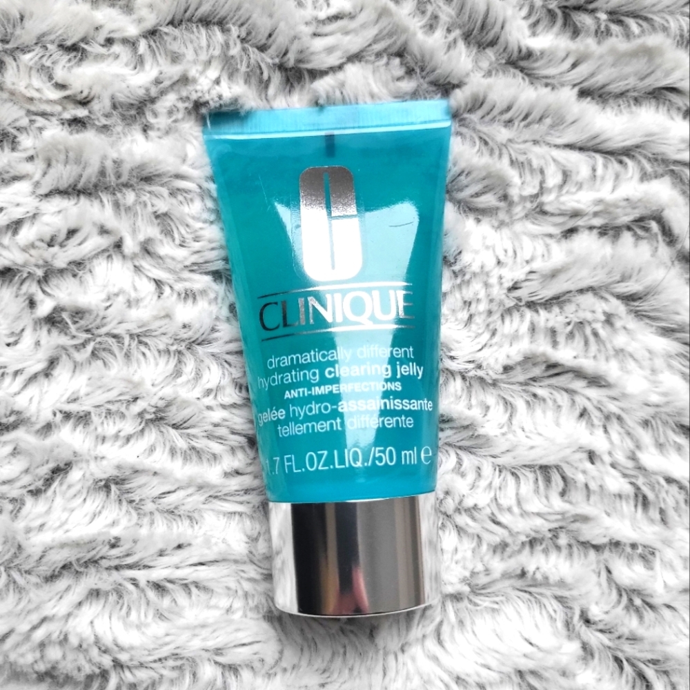 Clinique Dramatically Different Hydrating Clearing Jelly